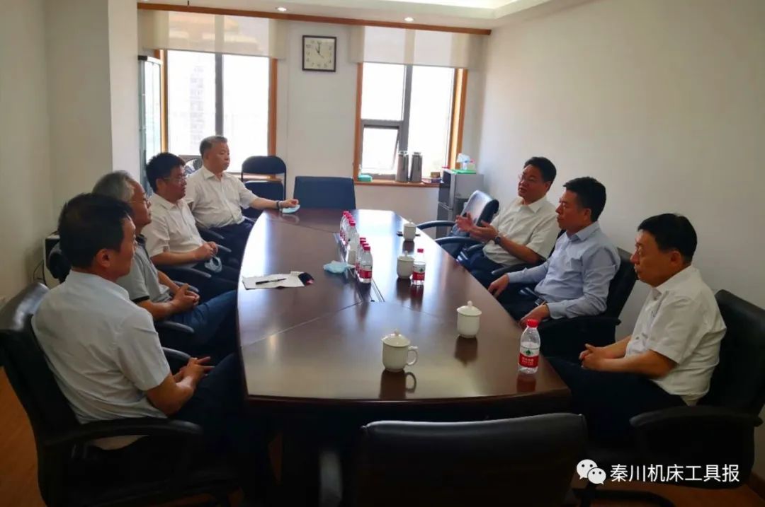 嚴(yán)鑒鉑董事長(zhǎng)拜訪中國(guó)機(jī)床工具工業(yè)協(xié)會(huì)、中國(guó)工程院