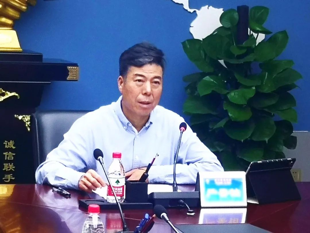 秦川集團(tuán)召開(kāi)“高檔數(shù)控機(jī)床”技術(shù)研討會(huì)