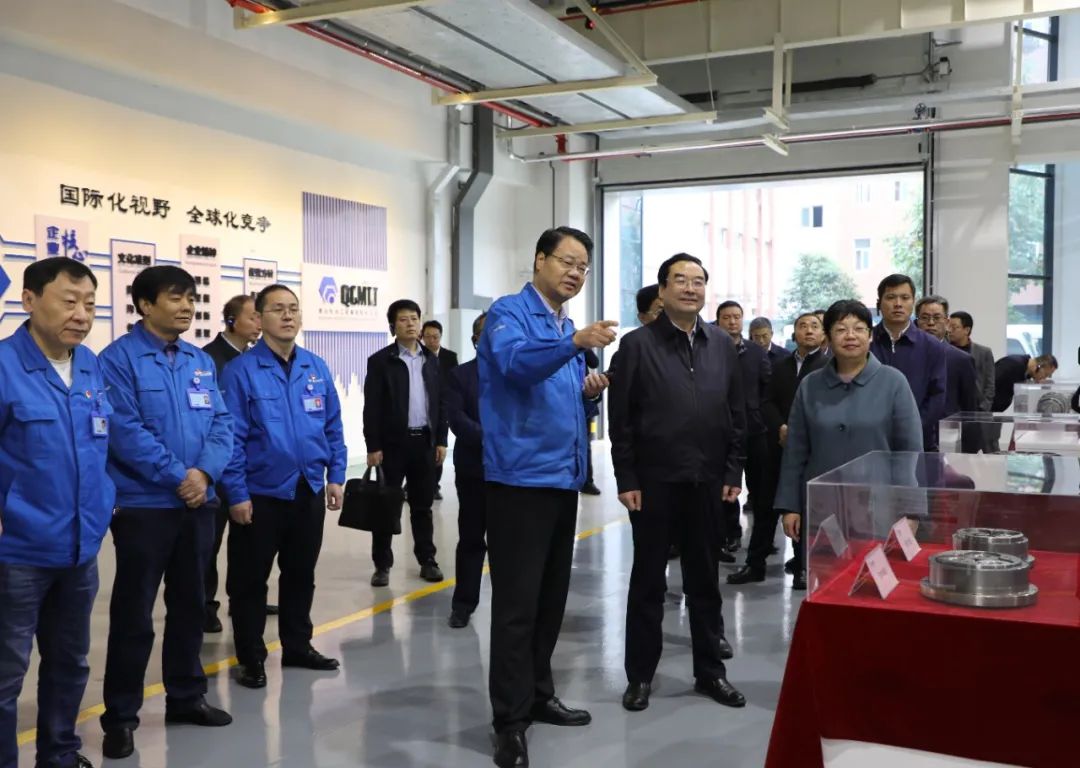 省發(fā)改委主任張曉光一行蒞臨秦川集團調研