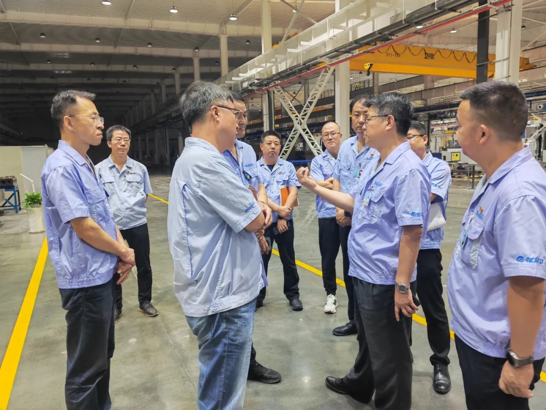 【集團(tuán)資訊】馬旭耀董事長深入秦創(chuàng)原創(chuàng)新基地調(diào)研指導(dǎo)工作