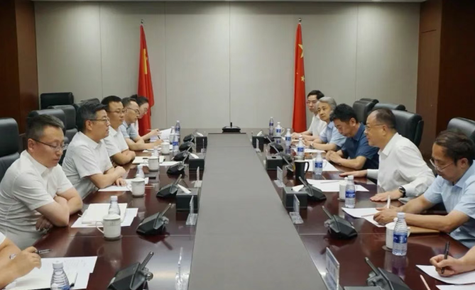 【集團(tuán)資訊】馬旭耀與西安交通大學(xué)黨委書記盧建軍座談交流