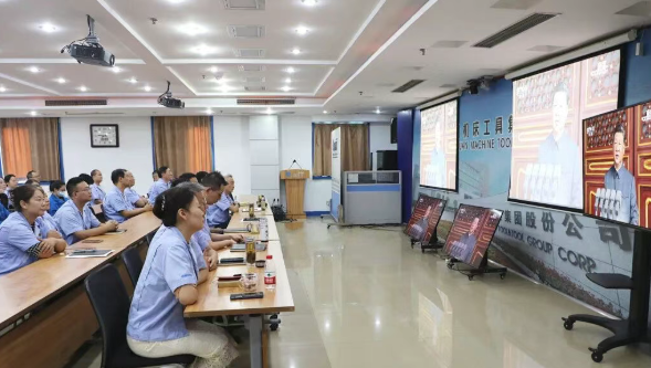 【集團(tuán)資訊】集中觀看九三閱兵盛況！以實(shí)業(yè)報(bào)國踐行制造強(qiáng)國使命！